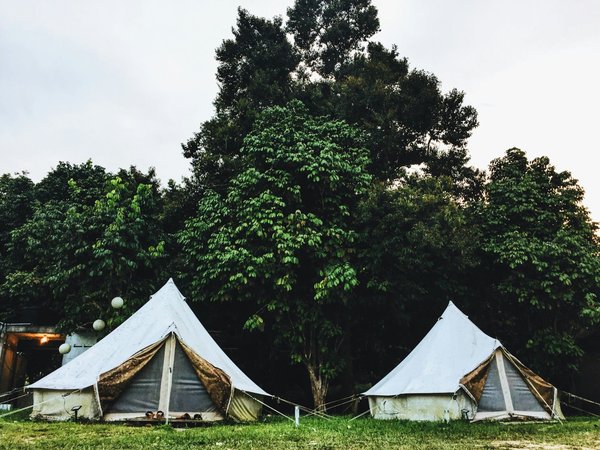 Où vivre une expérience de glamping dans le désert du Sahara ?
